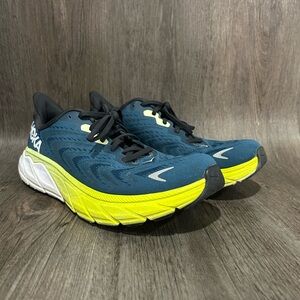 Hoka Arahi 6 Mens Running Shoe Size 9D Blue Graphite and Coral